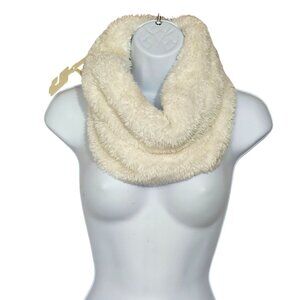 Sonoma Life + Style Fluffy Cozy Faux Fur Infinity Scarf Cream One Size